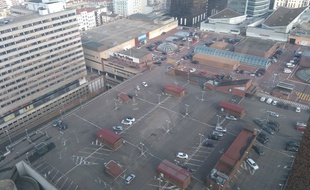 Lyon, le 19 décembre 2016
Le parking 3000 situé sur le toit du centre commercial de la Part-Dieu va etre démoli pour etre transformé en terrasse végétalisée. C. Girardon / 20 Minutes