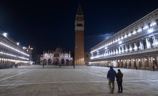 La place Saint-Marc désertée à Venise, le 9 mars 2020.