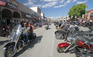 Des milliers de motards se rassemblent chaque année à Sturgis, en Dakota du Sud.