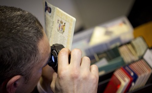 Illustration de fraude à l'identité.