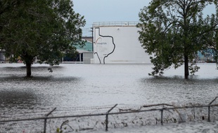 L'usine chimique d'Arkema inondée par l'ouragan Harvey à Houston, le 30 août 2017.