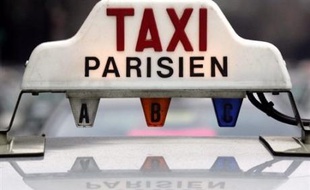 Cinq cents taxis supplémentaires seront autorisés à circuler et à stationner d'ici à la fin de l'année, portant à 16.400 le nombre des taxis dans la capitale, lit-on mercredi dans PPrama, la revue hebdomadaire de la préfecture de police.