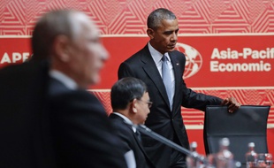 Obama et Poutine, le 20 novembre 2016 à Lima, Pérou.