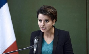 La ministre de l'Éducation nationale Najat Vallaud-Belkacem, dans une école primaire à Bondy, le 19 novembre 2014