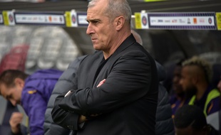 Alain Casanova, l'entraîneur du TFC, lors du match de Ligue 1 contre Dijon au Stadium de Toulouse, le 2 décembre 2018.