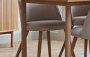 Envie d’une assise chic à prix mini ? La chaise THORUP beige et chêne est à -50 % chez JYSK aujourd’hui
