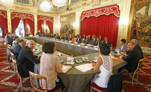 Le séminaire de rentrée du gouvernement, autour de François Hollande, sur le thème «la France de 2025». A l'Elysée, le 19 août 2013.