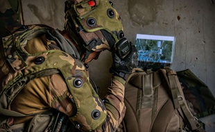 Dans le centre d'entraînement de l'armee de terre Cenzub (illustration)