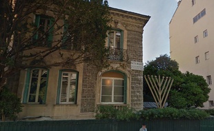 Vue Google Street View du bâtiment du centre Loubavitch de Nice.