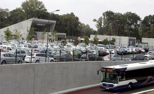 Le parking relais du métro au terminus de Ramonville.