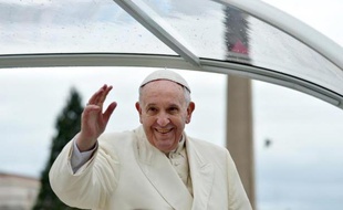 Le Vatican a accusé mercredi l'ONU de "déformer" les faits dans un rapport "préparé à l'avance" et publié à Genève, très critique à l'égard de l'Eglise sur son comportement face aux abus pédophiles.