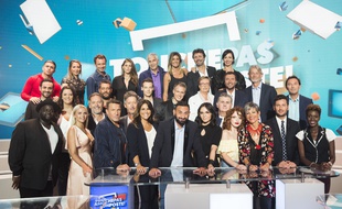 La photo de classe des chroniqueurs de «TPMP» pour la saison 2017/2018.