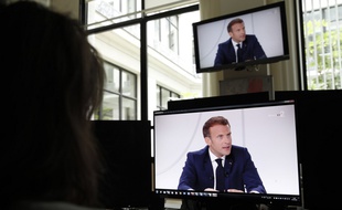 Emmanuel Macron est interviewé en ce 14 juillet par Léa Salamé et Gilles Bouleau.
