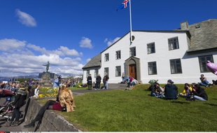 Le siège du gouvernement islandais à Reykjavik, le 17 juin 2012.