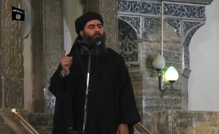 Capture d'écran d'une vidéo de propagande de l'Etat islamique, présentant le chef Abou Bakr al-Baghdadi, diffusée le 5 juillet 2014