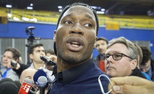Didier Drogba répond à des journalistes le 3 mars 2016.