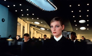 Uma Thurman dans Bienvenue à Gattaca en 1997