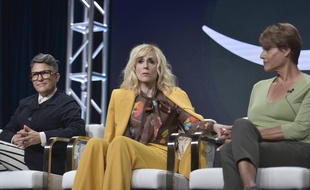 La créatrice de la série Jill Soloway et les actrices Judith Light et Alexandra Billings (de gauche à droite), devant la Television Critics Association le 27 juillet.