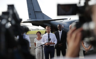 Emmanuel Macron a assuré mardi depuis Pointe-à-Pitre, face aux critiques sur la réaction de l'exécutif, que le gouvernement avait «répondu plusieurs jours avant» l'ouragan Irma.