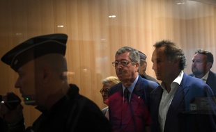 Paris, le 13 septembre. Patrick Balkany arrive au palais de justice de Paris pour entendre le jugement dans l'affaire de fraude fiscale.