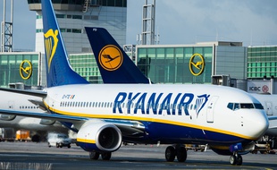 Un avion Ryanair à l'aéroport de Francfort, le 2 novembre 2016. dpa / Andreas Arnold.