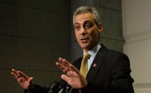 Le représentant de l'Illinois au Congrès, Rahm Emanuel, un proche de Barack Obama, a accepté de devenir son secrétaire général à la Maison Blanche.