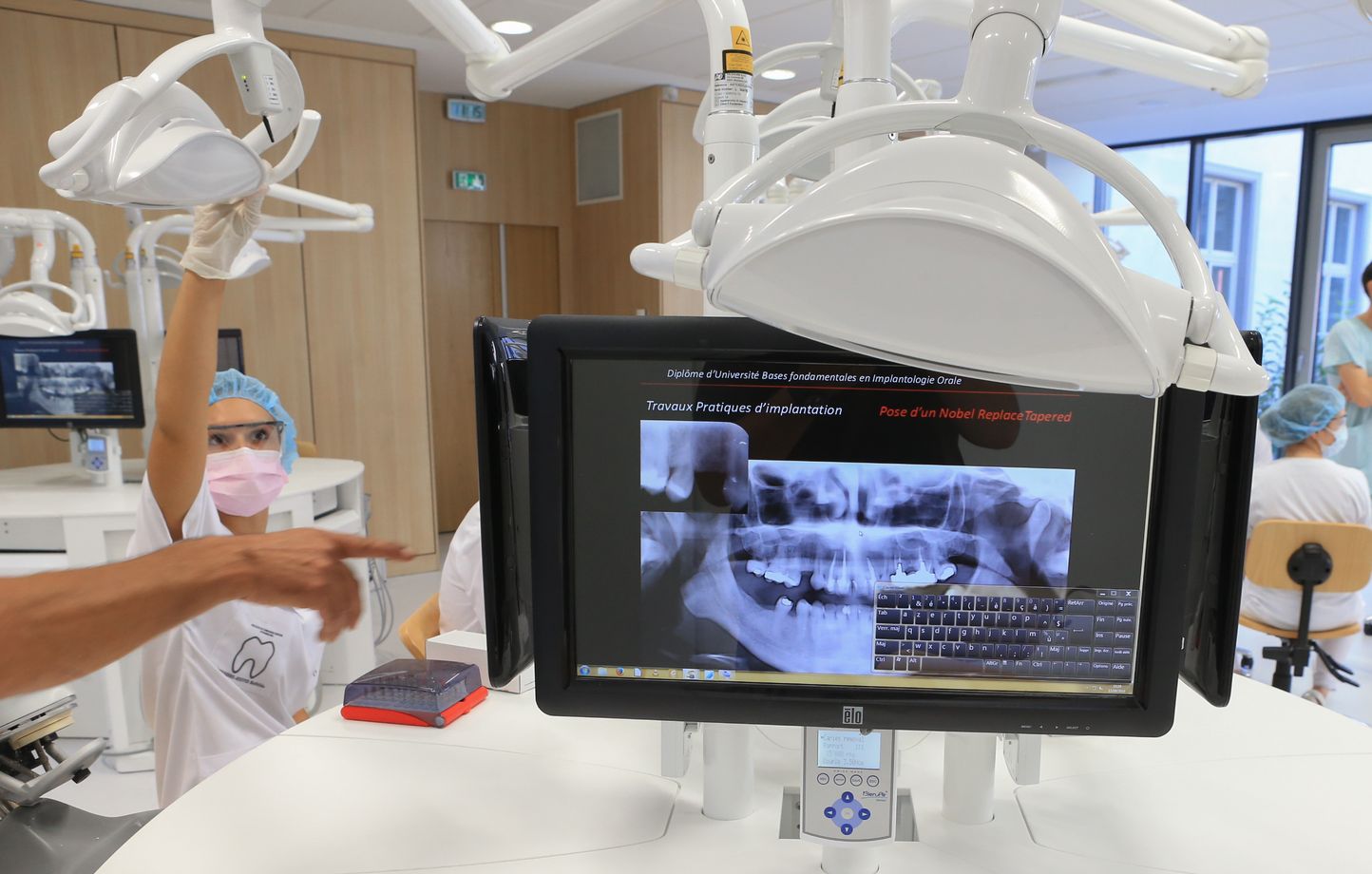 Strasbourg La fac de chirurgie dentaire se vante d