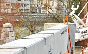 Le chantier, pont de la Porte de France.