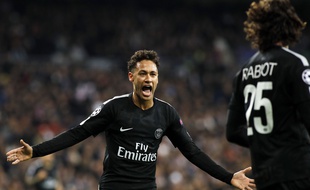 Neymar et Rabiot lors du match Real Madrid-PSG en 8e de finale de Ligue des champions, le 14 février 2018 à Bernabeu.