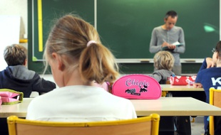 Le passé simple est enseigné à la troisième personne en CM1, CM2 et 6e.