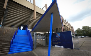 Strasbourg: Nouvelles tribunes et fanzone, on a vu à quoi pourrait ressembler le nouveau stade de la Meinau