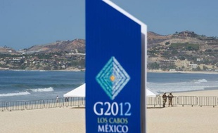 Rassérénés par les résultats des élections en Grèce, les dirigeants du G20, Européens en tête, espèrent être en mesure de ramener un peu de confiance dans l'économie mondiale, depuis Los Cabos au Mexique (sud-ouest), où débute lundi un sommet de ce club de pays riches et émergents.