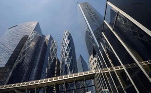 Les gratte-ciel du quartier d'affaires de La Défense, près de Paris, en 2014