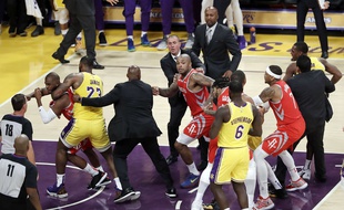 Une bagarre générale a eu lieu en fin de match lors de la rencontre entre les Los Angles Lakers et les Houston Rockets, le 21 octobre 2018.