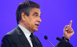 François Fillon en metting à Compiègne le 15 fevrier 2017.