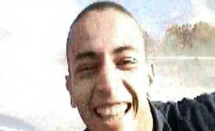 Mohammed Merah, l'auteur présumé de sept assasinats à Toulouse et Montauban, dans une vidéo diffusée sur France 2 le 21 mars 2012.