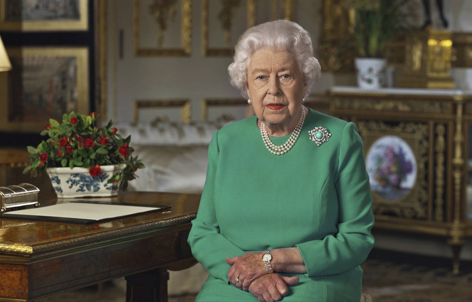 Quand La Reine Elisabeth Est Devenue Reine VIDEO. Coronavirus : La reine Elisabeth II appelle les Britanniques à