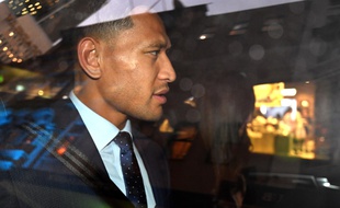 Israel Folau revient sur son post Instagram homophobe.