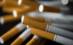 Les ventes de cigarettes en France ont augmenté de 1% en volume en 2015, une première depuis 2009