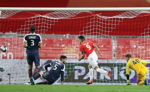 Falcao ouvre le score pour les Monégasques et double la mise dans la foulée.