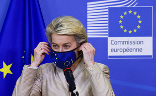 La présidente de la Commission européenne, Ursula von der Leyen, le 13 juillet à Bruxelles (Belgique).