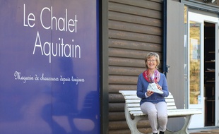 Marli Marchyllie, a relancé une activité de chaussures à Blanquefort (Gironde) avec l'Atelier du chalet aquitain