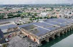 A Bordeaux, tensions autour du projet de solarisation de la base sous-marine