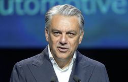 Un cadeau de bienvenue chez Kering à 20 millions d’euros pour Luca de Meo