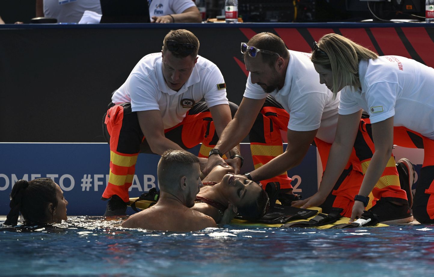 Mondiaux de natation : Anita Alvarez « ne respirait pas, mais maintenant,  elle va bien », raconte sa coach