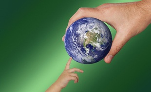 Les interrogations des adolescents vis-à-vis de l'environnement sont de plus en plus importantes.