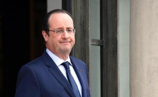 Francois Hollande à l'Elysée à Paris le 8 avril 2014