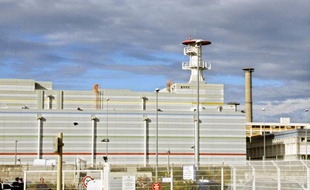 La centrale nucléaire de Marcoule (Gard). Photo prise le 12 septembre 2011.