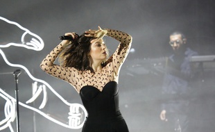 La chanteuse Lorde sur la scène de l'O2 Apollo à Manchester en 2017