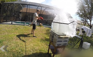 L'incroyable mélange du sel fondu et de l'eau - Le Rewind (vidéo).